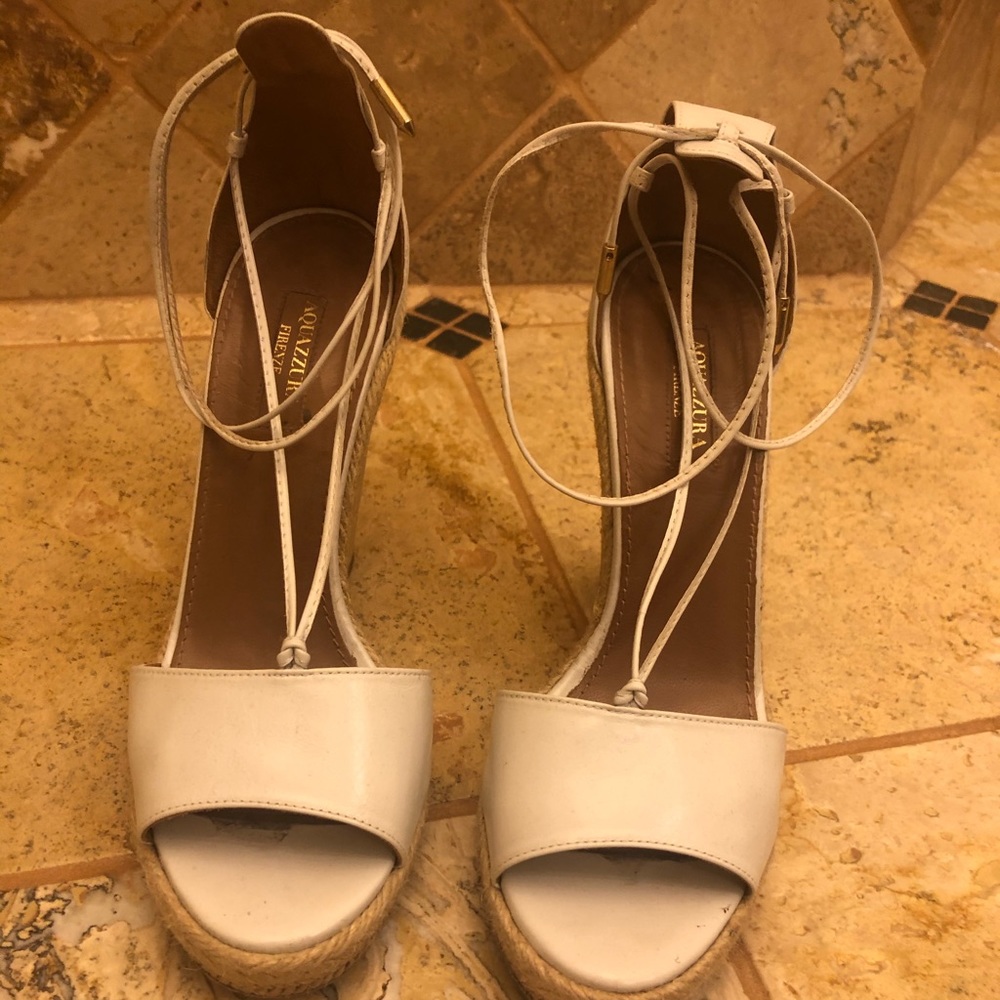 Wedge shoes